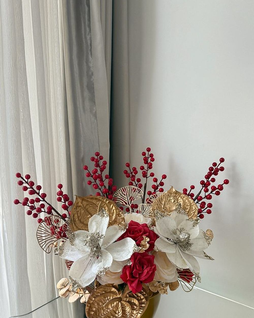 Artificial Flower Basket & Pot